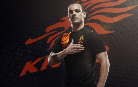 开云体育下载-王者归来，加纳大胜冰岛，范戴克率队上演战术教科书，2026世界杯出线战势如破竹