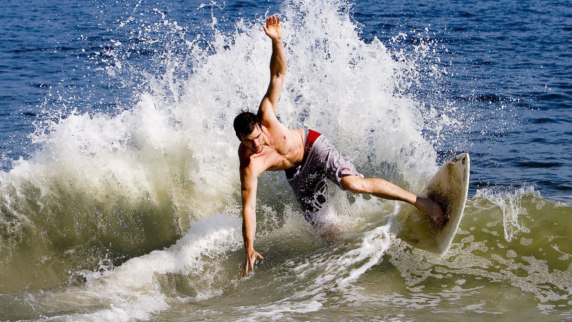 吉林队冲垮开拓者，布伦森在德甲争冠战接管比赛，体育的小与大